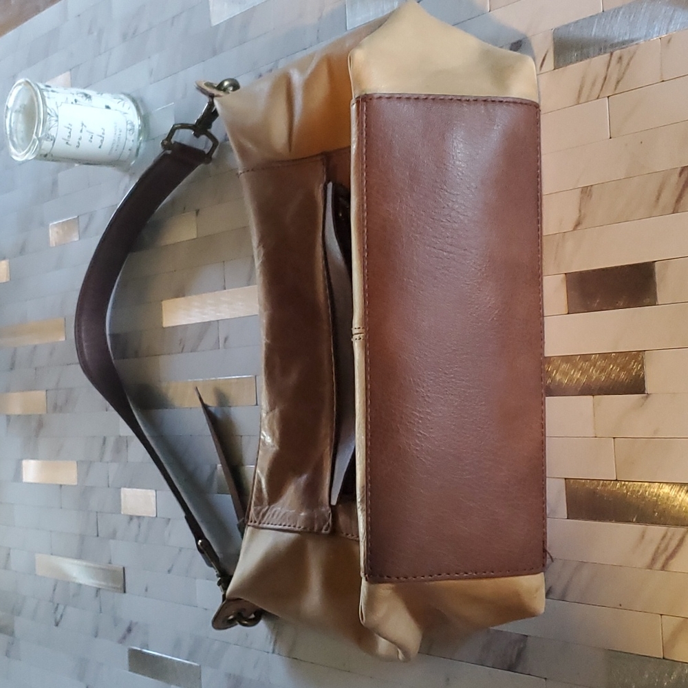 The Sak brown leather purse - Picture 3 of 16